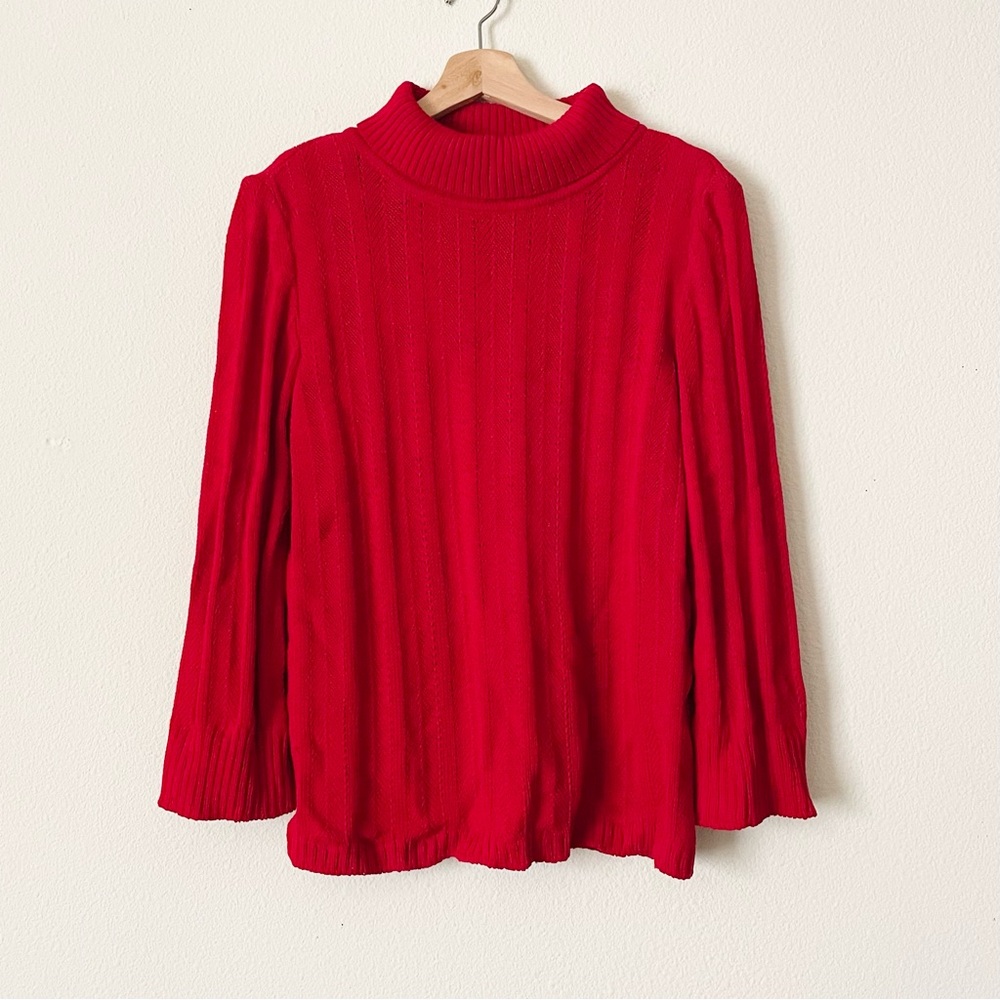 ST JOHN Collection SMALL red knit turtleneck